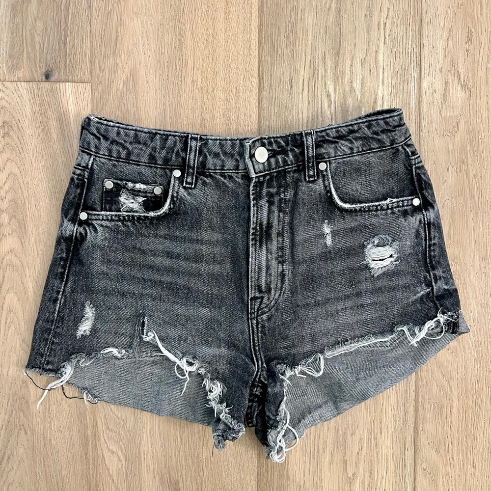 Zara Black Jean Shorts Distressed Frayed Hem